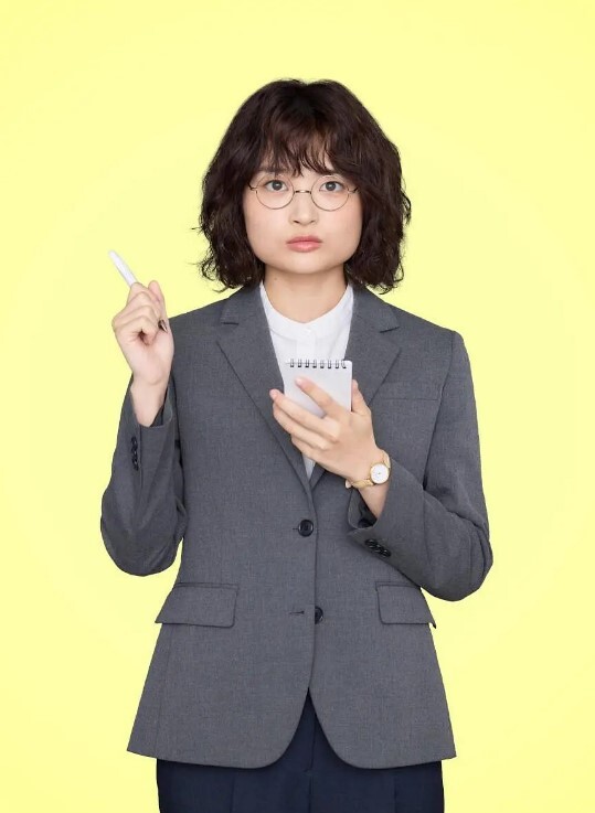 电影院里操起来了，被拍了吧 - 小仙女视频海报